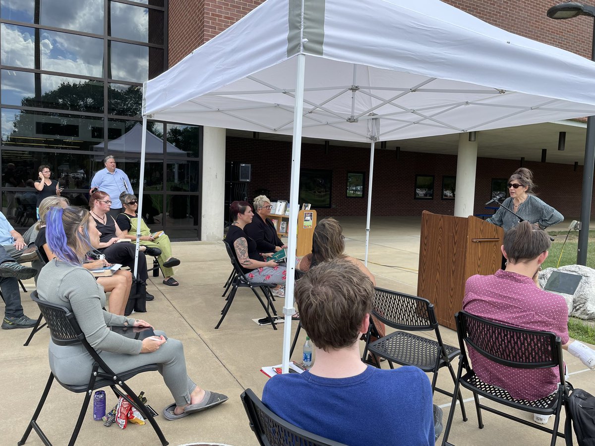 #BannedBooksWeek2022 <a href="/LincolnLand/">Lincoln Land Community College</a>