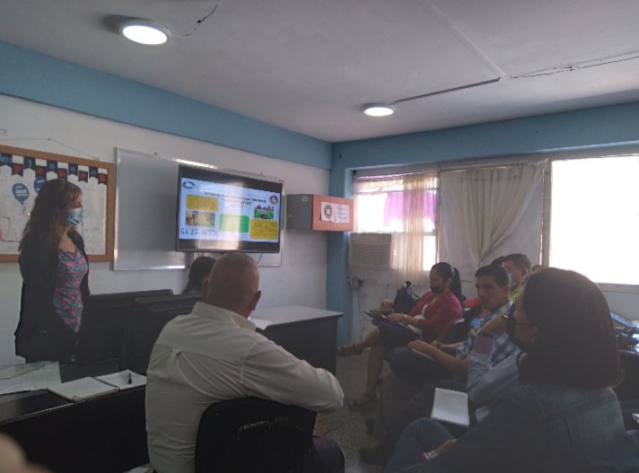 21 Sep. Desde la Oficina A1 División de Media General Reunión con Directivos de la Escuelas Técnicas del Estado Táchira Participación de Coordinación Comunidades Educativas MSc. Dennys Duque Tema; Legalización, Recepción de UPETAI y Consejos Educativos.