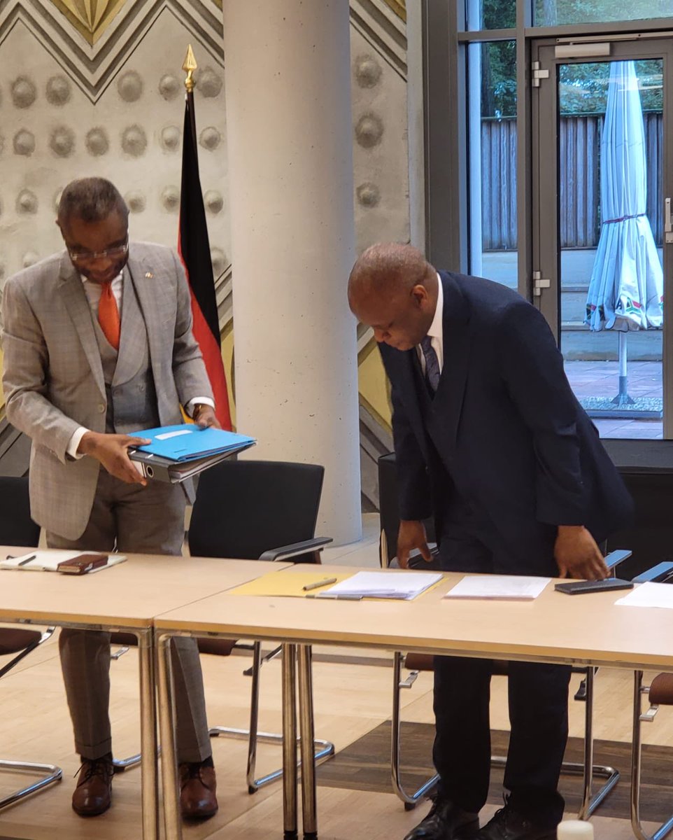 On Tuesday, September 20, took place the handover ceremony between H.E. Joseph Mpinganjira (Ambassador of Malawi) and H.E. Ambassador <a href="/JLetamba/">AmbJeannot Tshoha LETAMBA</a> who became ex officio Chairman of the SADC Committee of Ambassadors. The ceremony was held at the South African Embassy in Berlin.