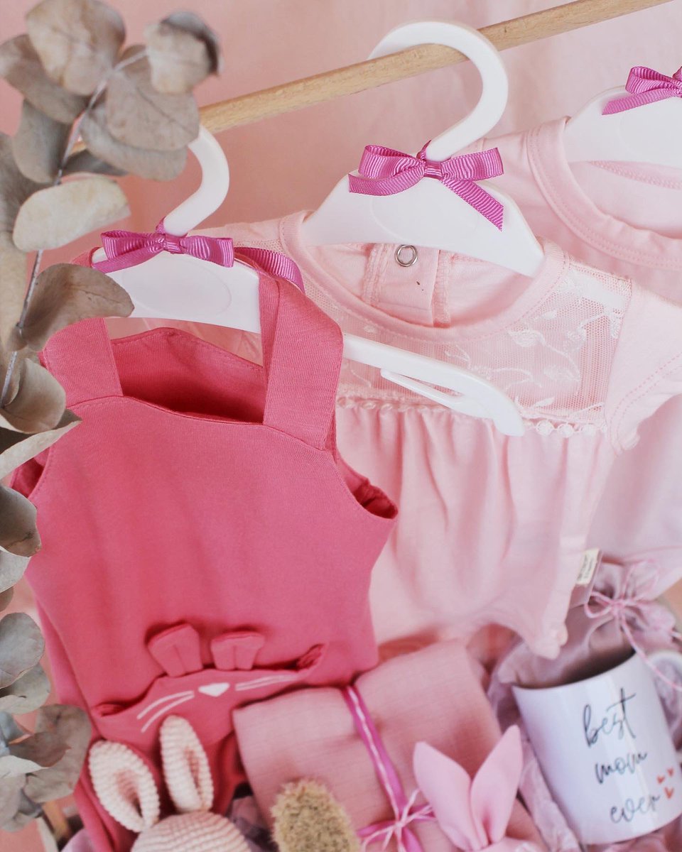 Bir bebek hediyesinde ne kadar çok şey aranabilirse işte o kadar fazlası…🌸🫶🏻🍬