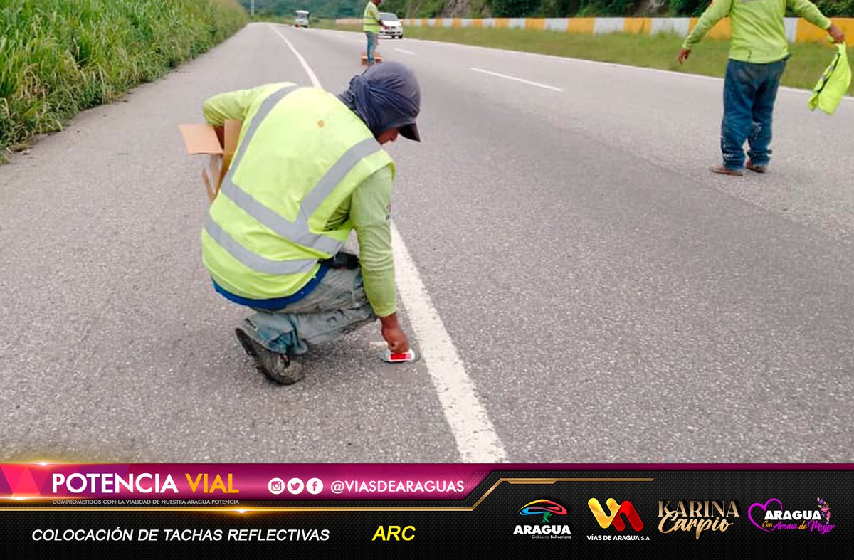 viasdearaguas's tweet photo. 🚧📸Gdora. @Soykarinacarpio #ARC mas segura, avanzamos con la demarcación vial en la #ARC con la colocación de tachas reflectivas (Ojos de Gato) en las líneas continuas y discontinuas.🚧
#VenezuelaProductiva
@NicolasMaduro @Jacquelincaste @VTVcanal8 @99Punto5 @victoria1039fm https://t.co/99569b6HXi
