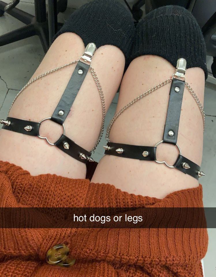 toehhhh's tweet photo. glam goth grind 😤 https://t.co/V8pqgRGfgr