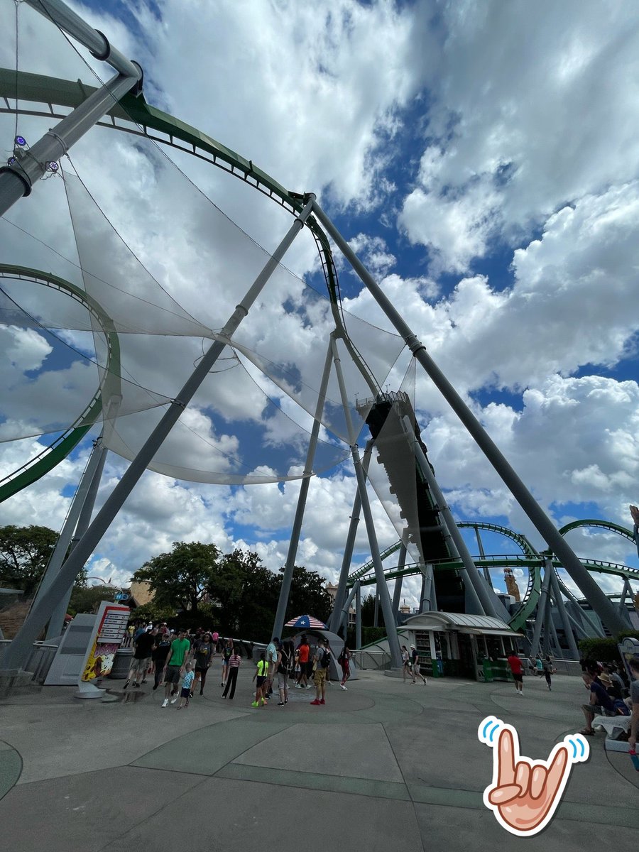 cacaferrari's tweet photo. I'm at Universal's Islands of Adventure - @universalorl in Orlando, FL https://t.co/LLT9hK98br https://t.co/bfLsJE3UvK