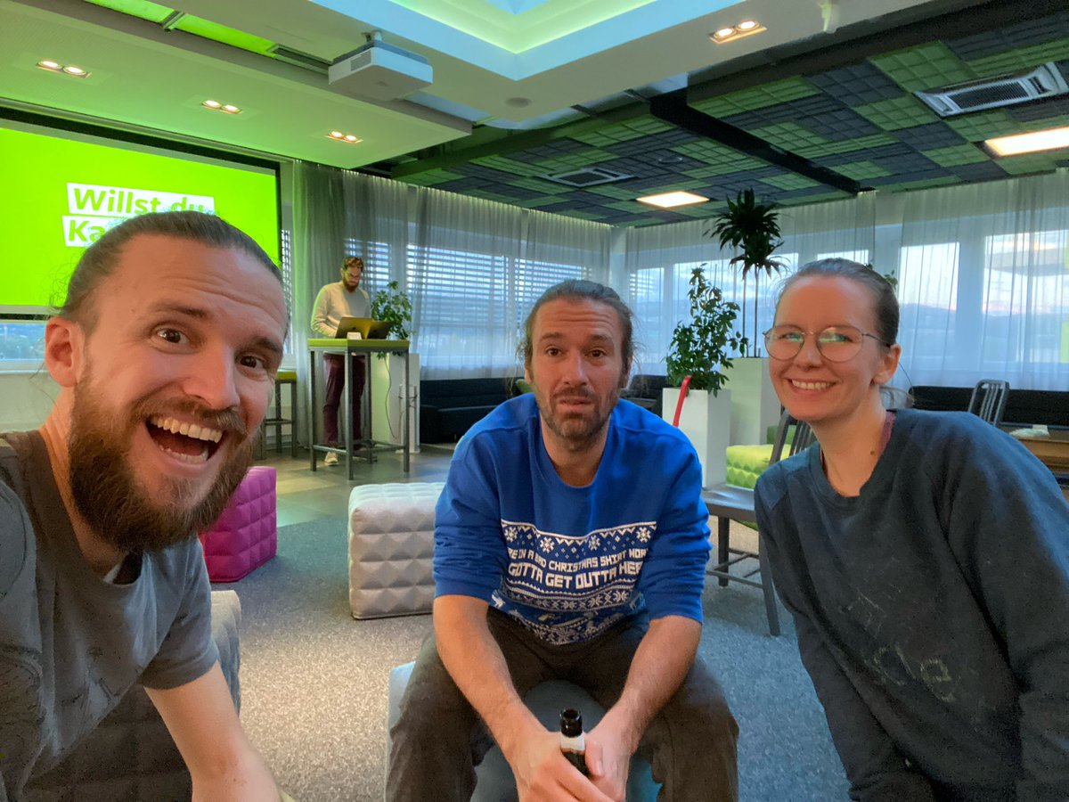 scale_www's tweet photo. Hello from Stahlstadt.js 👋
#stahlstadtjs #linz https://t.co/U2An81h5Rx