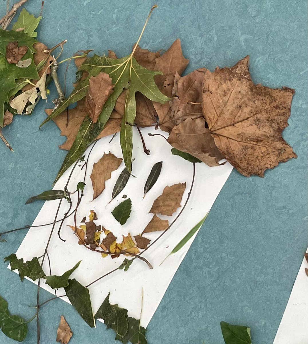 MissMorgan_SF's tweet photo. eTwinning with group 1/2 at KC Caleidoscoop! We made nature portraits from leaves and sticks we found whilst exploring outside. Looking good! @SuchFunDB @eTwinning_nl 
We are excited to see what the other countries create! https://t.co/iiM0jKeJcK