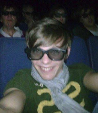 indie_louxxh's tweet photo. Yo llegando al cine a ver don’t worry darling después de haberle tirado mierda todo el año pero todo sea por apoyar a Harry y a Florence https://t.co/fliRJfs8G3