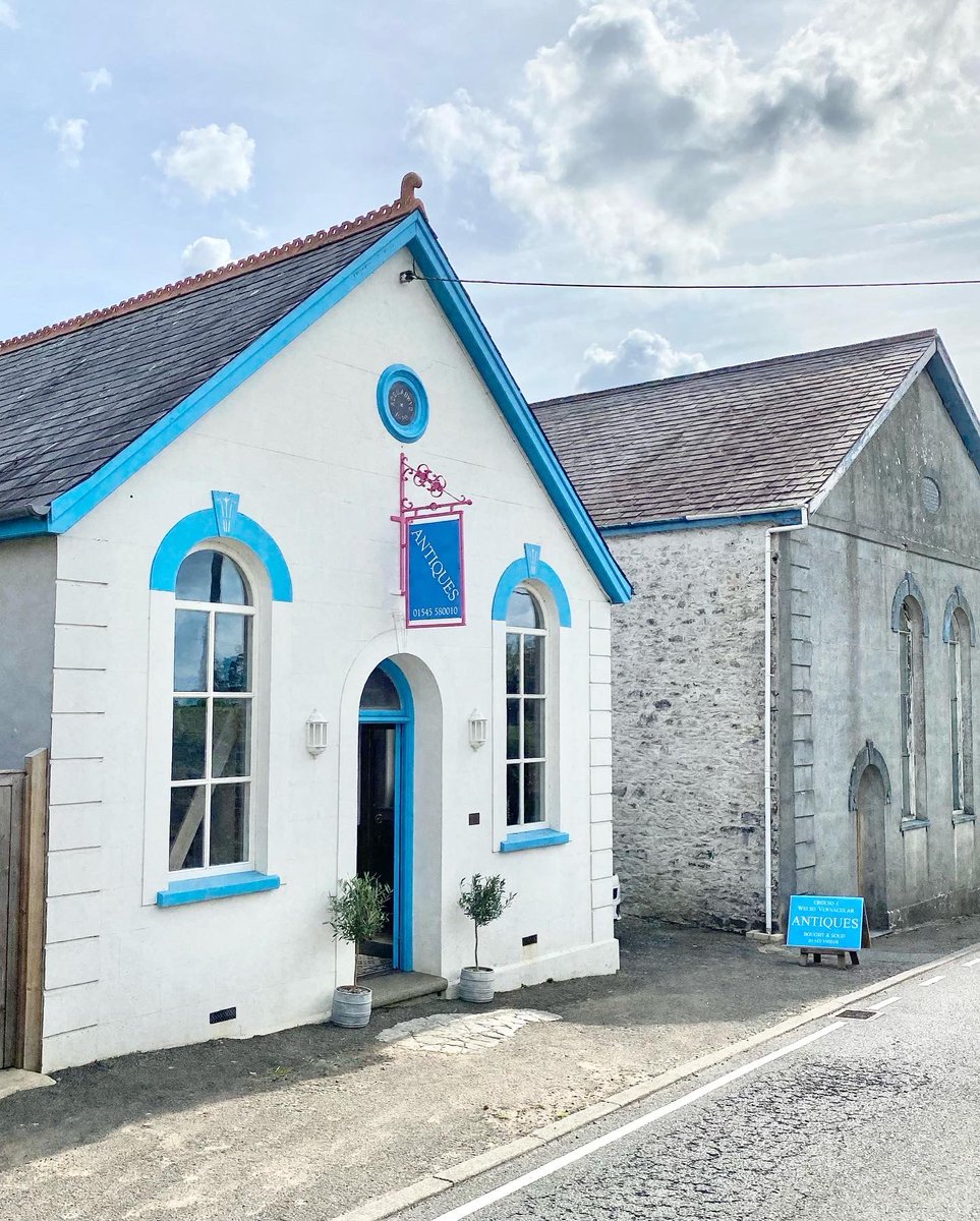 WelshVernacular's tweet photo. #welshvernacular #welshantiques #antiqueshop #antiquesshop #welshantiqueshop #welshfurniture #ceredigion #aberaeron #llanon #llanrhystud #bethania #nebo #crossinn #pontsaeson https://t.co/1faGZ1Tn2E