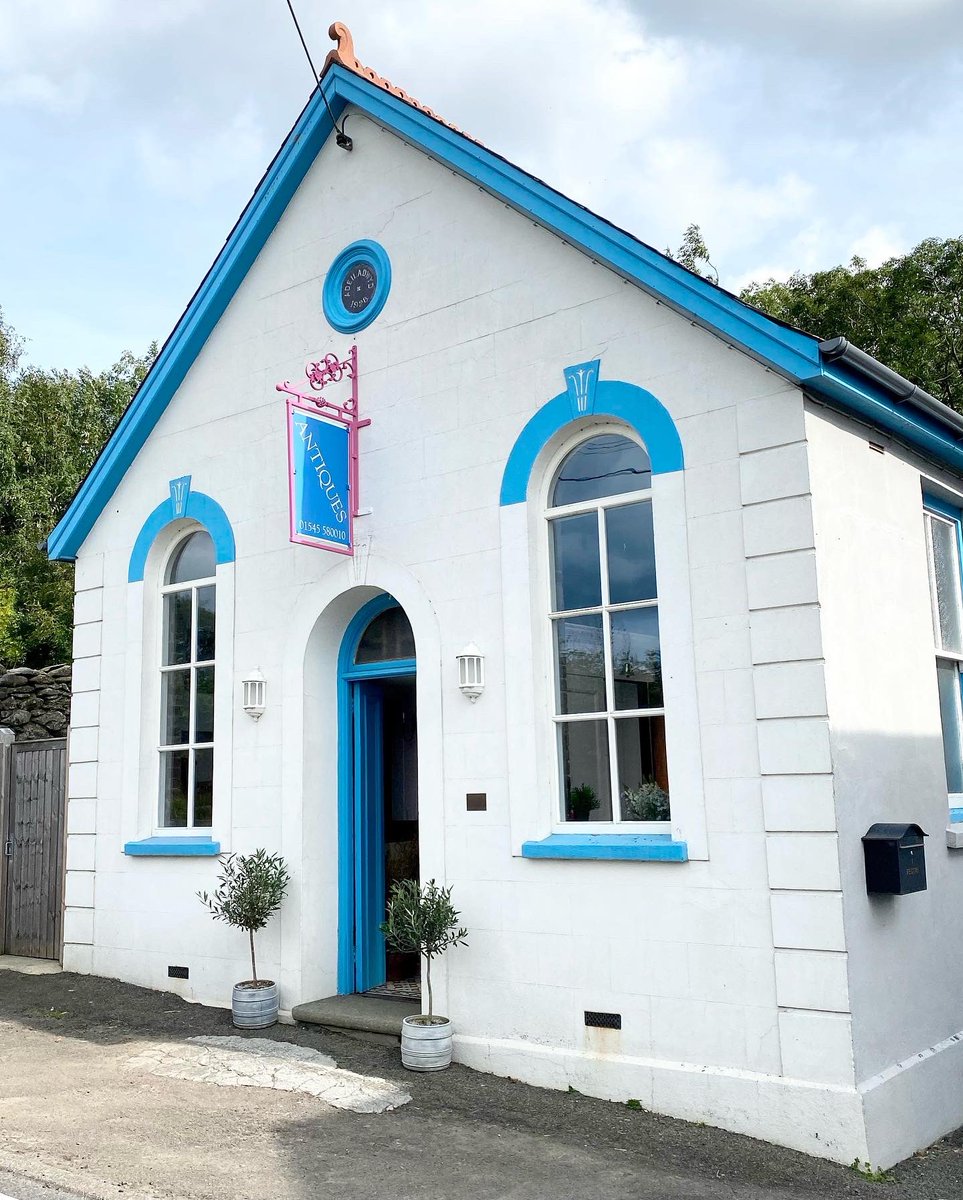 WelshVernacular's tweet photo. #welshvernacular #welshantiques #antiqueshop #antiquesshop #welshantiqueshop #welshfurniture #ceredigion #aberaeron #llanon #llanrhystud #bethania #nebo #crossinn #pontsaeson https://t.co/1faGZ1Tn2E
