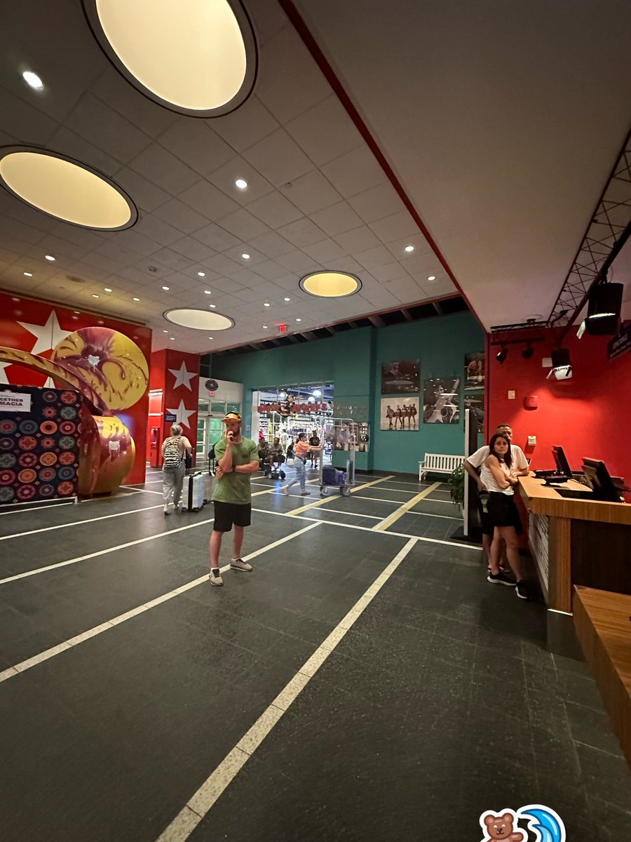 cacaferrari's tweet photo. I'm at Disney's All-Star Music Resort - @waltdisneyworld in Lake Buena Vista, FL https://t.co/iB3SIKe0eq https://t.co/ODkTjHjhJV