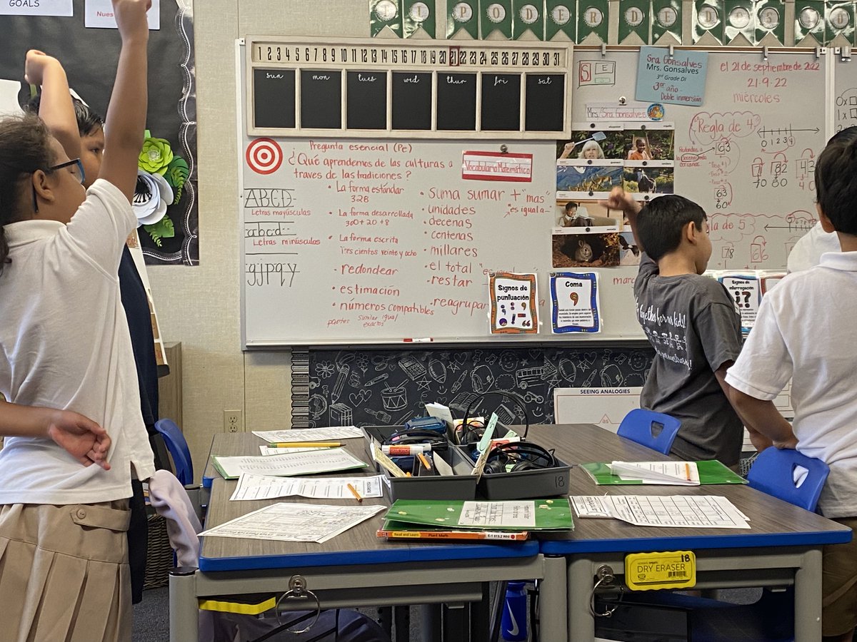 jbaker000's tweet photo. Mi corazon esta lleno ❤️! Beautiful moments at @WebsterLBUSD Elementary this morning while sitting in Ms. Gonsalves' classroom watching bilingualism flourish. There was true magic happening in this @LongbeachUSD classroom. #proudtobeLBUSD https://t.co/T4YYgT9jKa