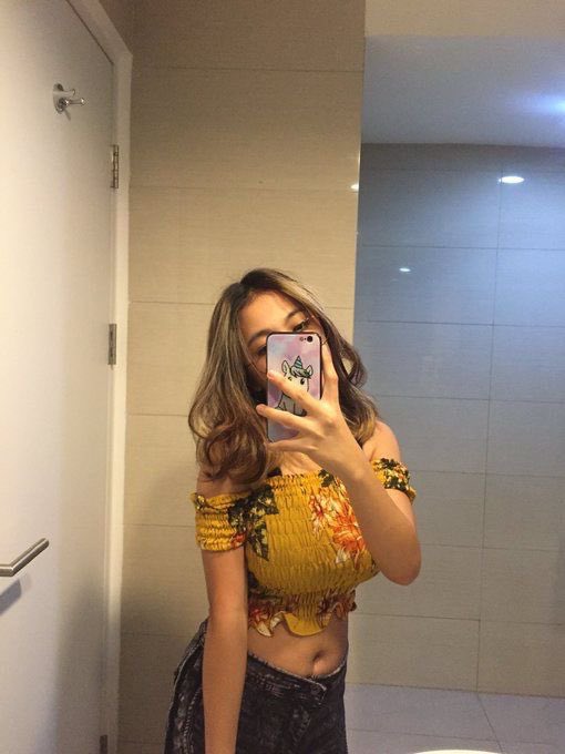 yuliavallemorin's tweet photo. Langsung aja order VCS kuy wa : 089654595516 #vcsbugil #vcscolmek #openvcs #vcsreal #vcs #vcstrusted #vcs https://t.co/21Q7HOOlSE