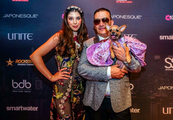 Mileyjodogmodel's tweet photo. The best of times at NYFW, big smiles with @AnthonyRubio01 and my model Sophia Jurina.
Anthony Rubio Women's Wear & Canine Couture
Produced by @ArtHeartFashion
Photo by Hideki Aono
#NYFW
#anthonyrubio
#DogsofTwittter #Happiness #proud #BeYourself #mileyjo https://t.co/MTjn1vefbG