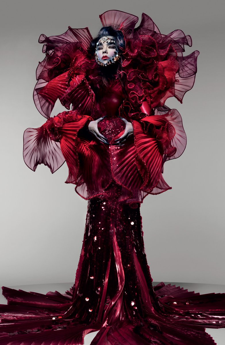 björks interview with another magazine : buff.ly/3fb0sLW