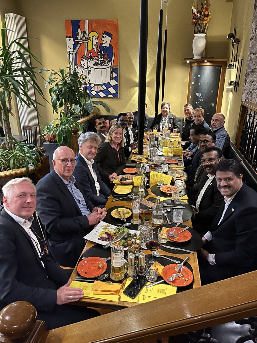 networking dinner with a bus’ delegation from #Aurangabad, #AEN Automotive Engineering Network &amp; #Karlsruhe Economic Promotion Council and representative of #ABPRO and #Karlsruhe Lord Mayor Dr. Mentrup