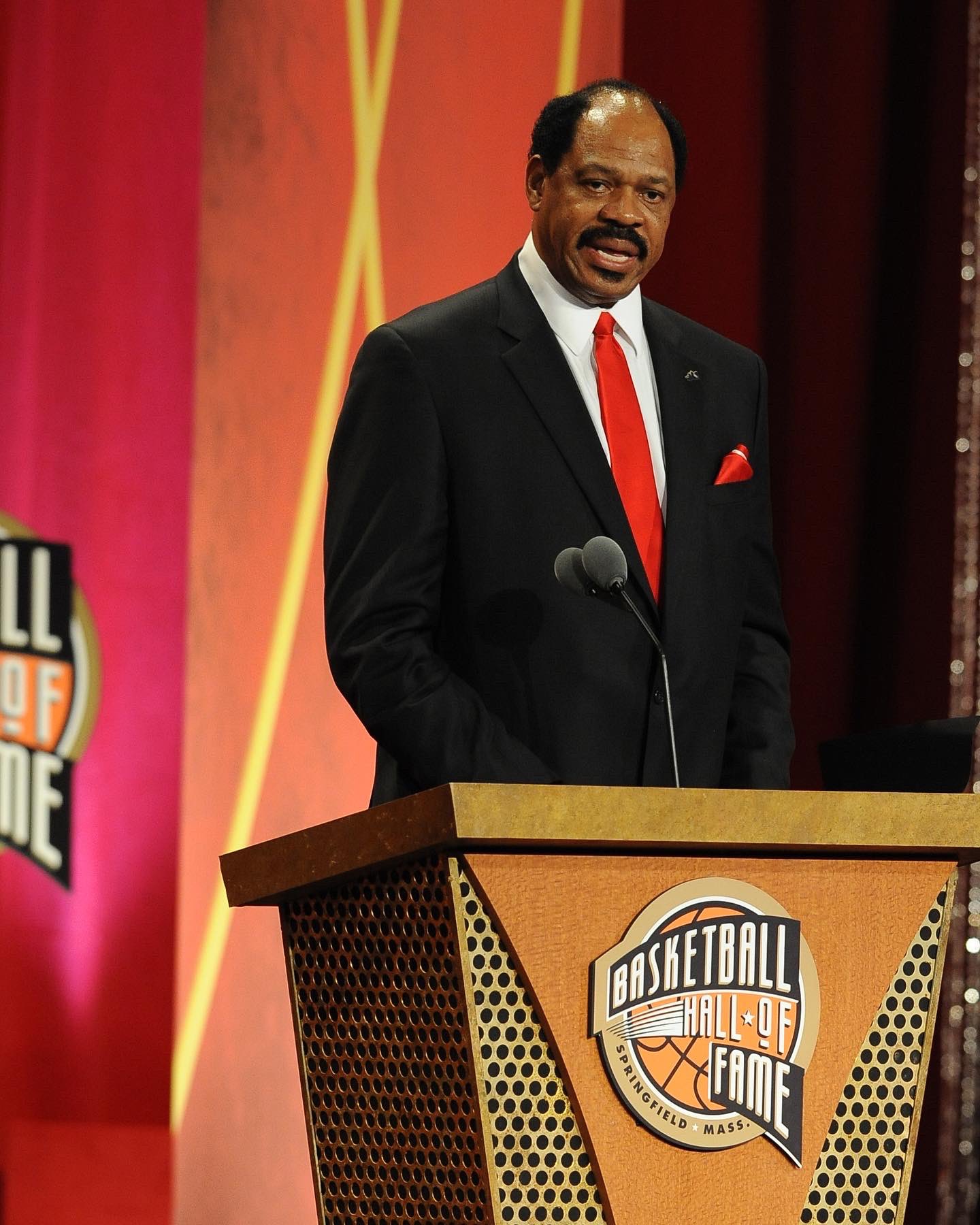 Join us in wishing Artis Gilmore and Sidney Moncrief a Happy Birthday.  