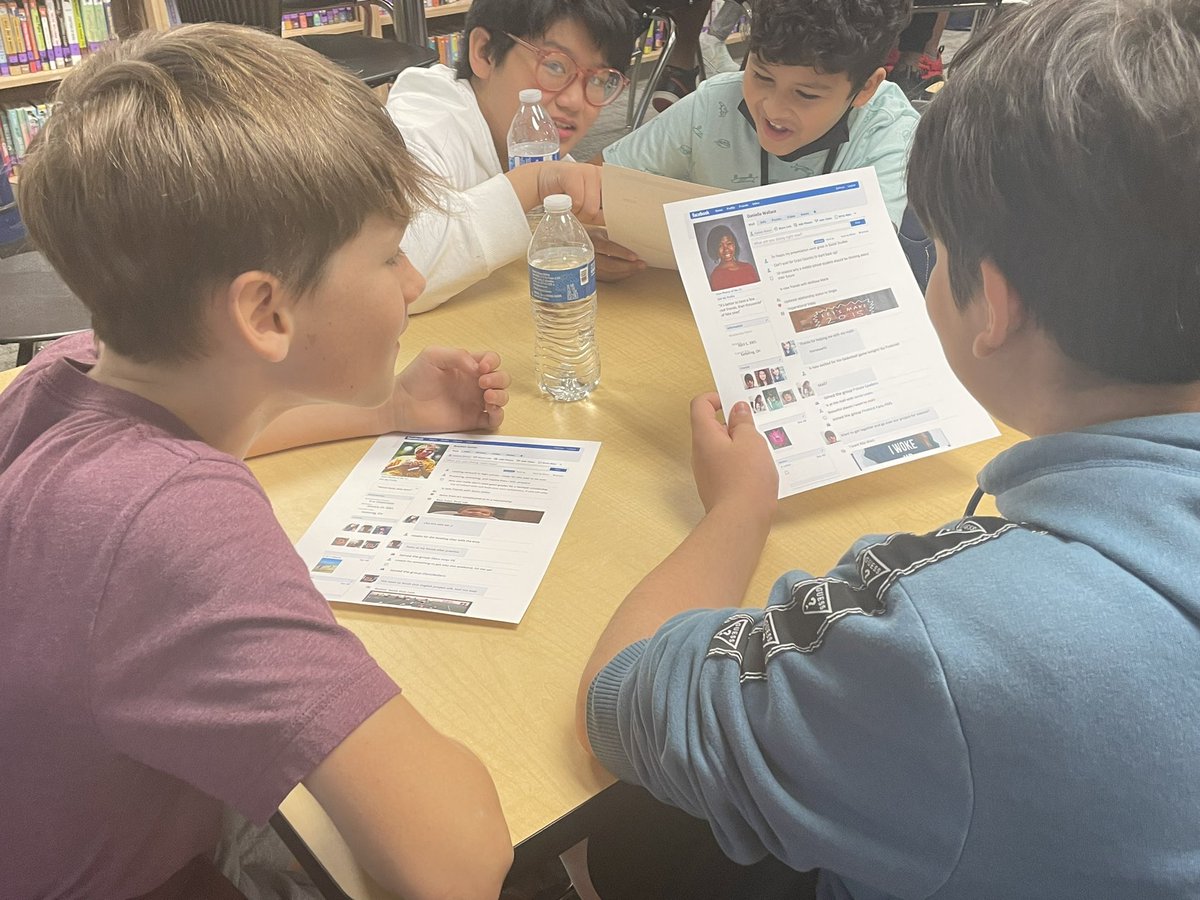 Jharrisreads's tweet photo. Learning about our digital footprints 👣 in 6th grade at @AA_Eagles #CyberSafetyWeek @GISDREADS @GISDTLD #gisdlibraries https://t.co/AEZ2WNTNoR