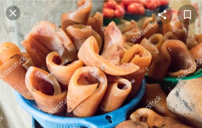 Gidi_Traffic's tweet photo. - @SekumadeM: Nigerians should stop eating Pomo!No nutritional values from consumption of Pomo. Invest in hides and skins and encourage our leather manufacturers https://t.co/IvoosUbJEO