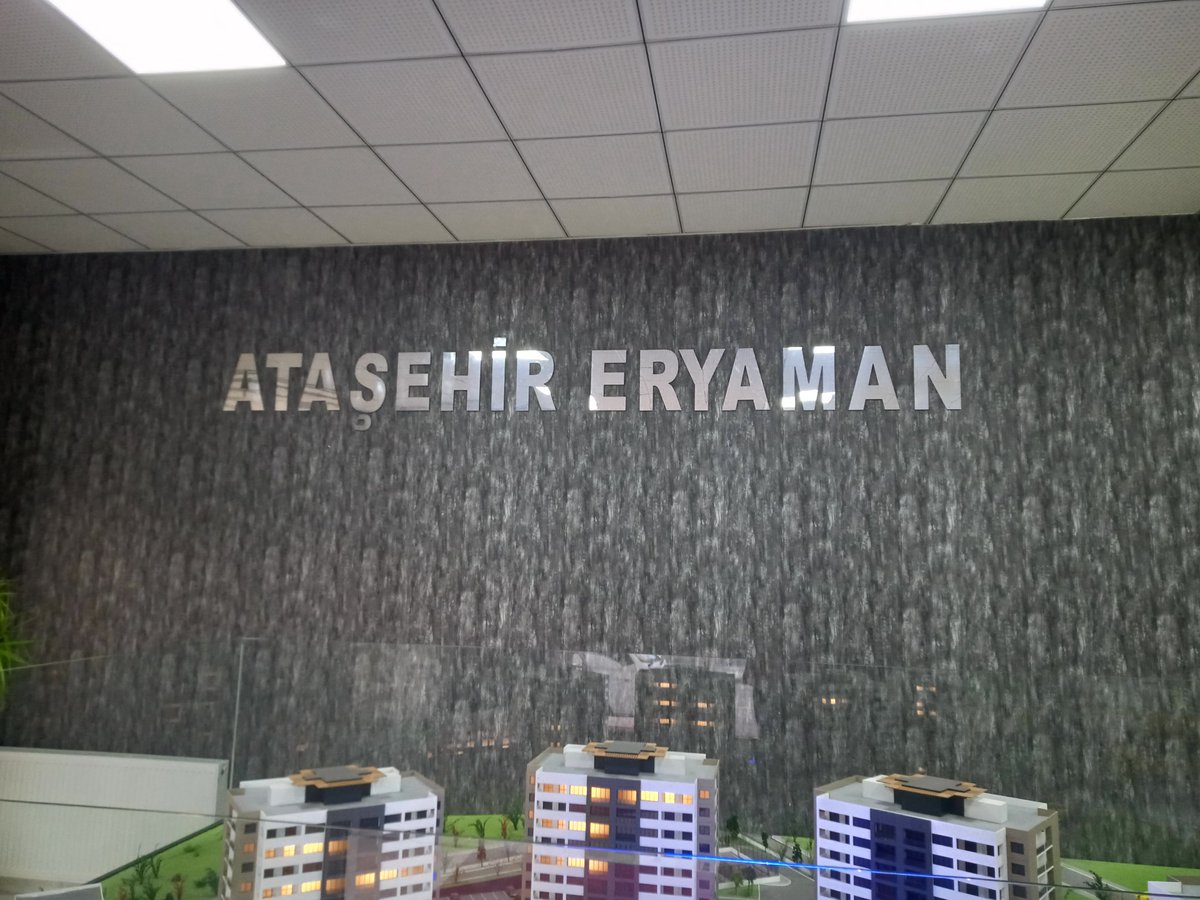 Aynalı pleksi duvar yazısı.

bysatlasreklamtabela.com

ankaratabelacireklamci.blogspot.com/2022/09/ankara…

tr.pinterest.com/mehmetberksark…

#FIFA23
#Russia #UkraineRussiaWar #Ukraine #COVID19