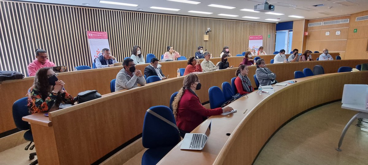 cesacdmx's tweet photo. El @PUEC_UNAM , el #FESCDMX y representantes de @SEDEMA_CDMX @SacmexCDMX @seduviCDMX @PlaneandoLaCDMX @SGIRPC_CDMX @SedecoCDMX y @LaSEMOVI se reunieron el día de hoy para revisar los avances del estudio "Proyecto de Restauración Ambiental Sierra de las Cruces" https://t.co/gtaSlBkVNk