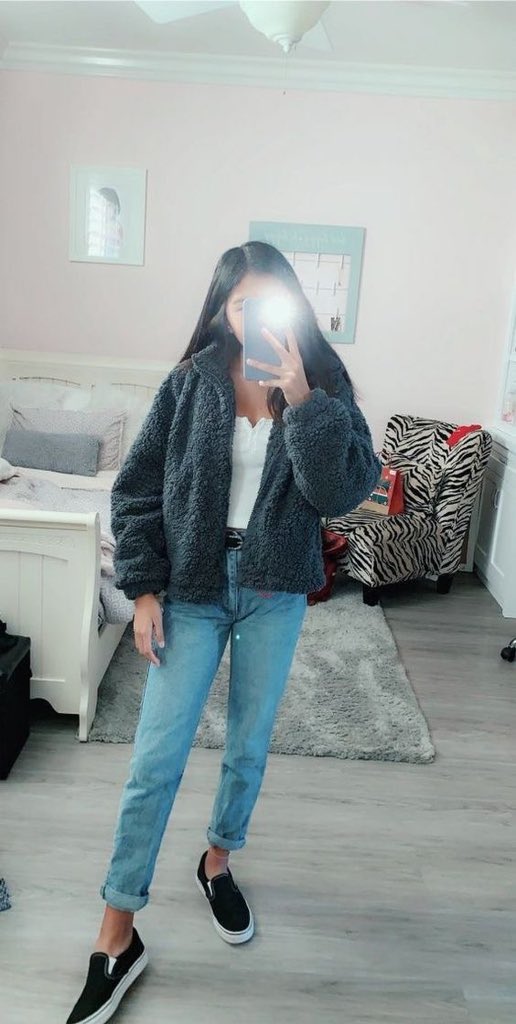 httpchieze's tweet photo. 🥼🧥Rekomendasi Jacket Sherpa Kece 🧥🥼

- A Thread - https://t.co/Sr6BEinKj8