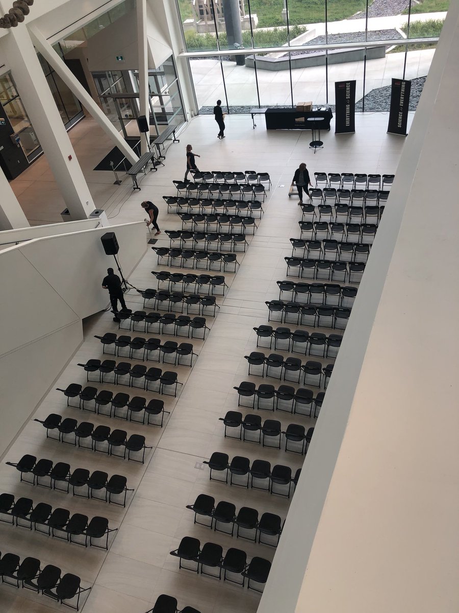 MemorialUSci's tweet photo. Getting ready for our annual Dean’s List Awards Ceremony! Watch it live at 5 p.m. at https://t.co/P3bKpuandh https://t.co/IUaiW0gWD4