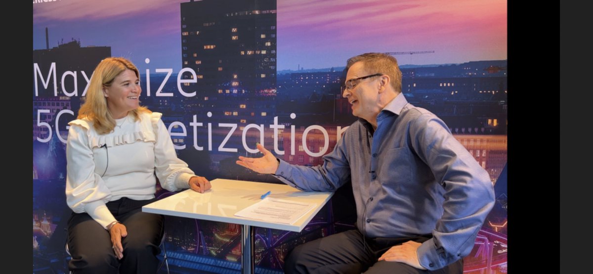 Eva Hedfors (@ehedfors) on Twitter photo Great to be live at #DTW2022  meeting new and old friends <a href="/HaroldSinnott/">Harold Sinnott 🇺🇸</a>  to discuss #5G and how we are moving the industry discussion from 5G deployment to 5G value @EricssonDigital Great to be live at #DTW2022  meeting new and old friends <a href="/HaroldSinnott/">Harold Sinnott 🇺🇸</a>  to discuss #5G and how we are moving the industry discussion from 5G deployment to 5G value @EricssonDigital