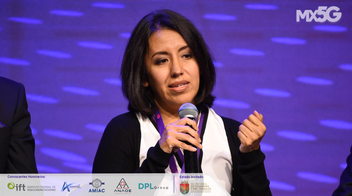 dpl_news's tweet photo. #MX5G | @VillaTrapala, del @IFT_MX: "aunque dos tercios de la población mundial está conectada, esto no significa que sea de calidad. Se debe considerar la #conectividad significativa, que permita experiencias seguras, productivas y a costo asequible, impulsadas por fibra". https://t.co/p4O26rEWLJ