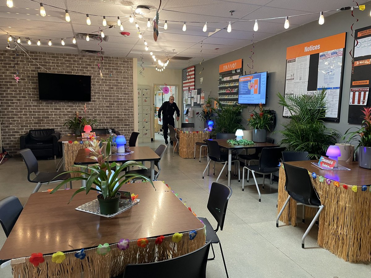 Blanca Feyjoo/ASM 6315 tweet media