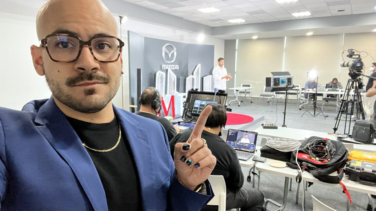Gonyz's tweet photo. Nos invitaron a conducir la 2a edición de las #MTalks de @MazdaOficial
Pásenle a saludarnos --> https://t.co/SpGj1NB87T https://t.co/YHXG4rtPrx