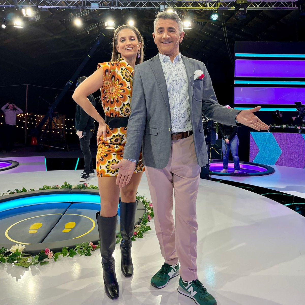 #AhoraCaigoUY YA al AIRE y ellos dos se traen un programa repleto de diversión, flores, conocimiento y muchas caídas 🙌🌼

¡Prendete a la pantalla de <a href="/Canal4_UY/">Canal 4</a> y ponete en #ModoDesafío junto a <a href="/elgrangustaf/">El Gran Gustaf</a> y <a href="/agusmor_/">Agustina Morales</a>!📺