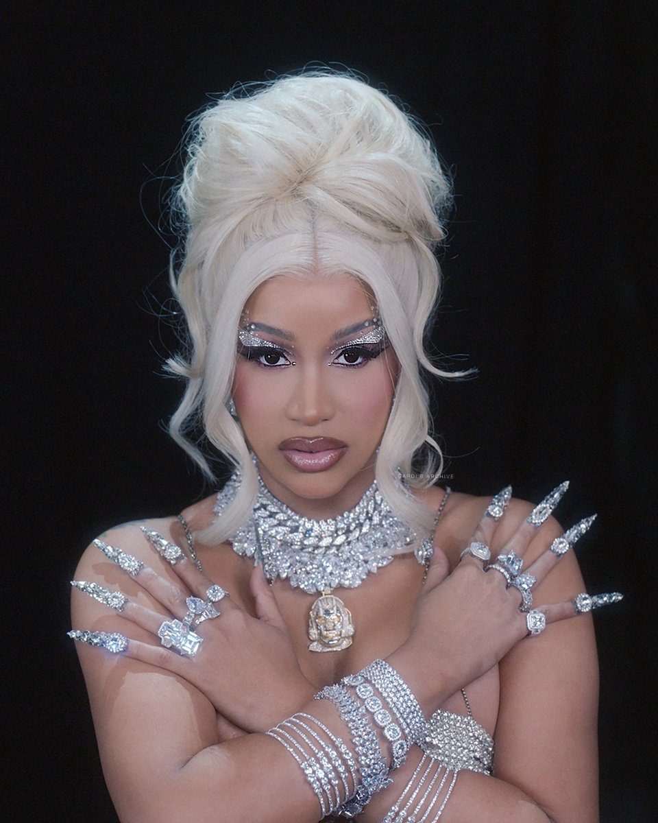 The female rap room on twitter iamcardib has now sold over 500k