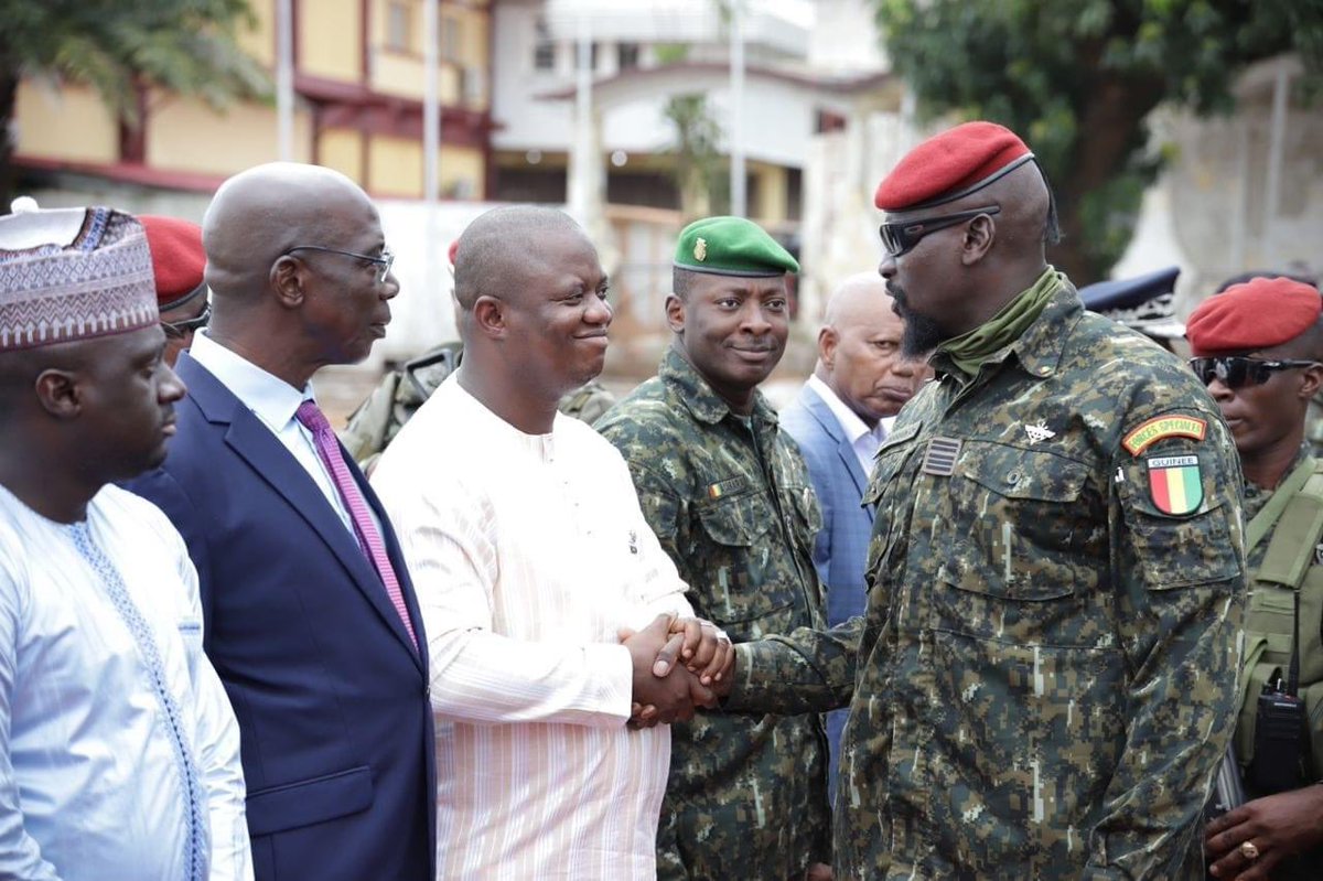 La fraternité dans la sincérité dans l'intérêt supérieur de notre pays.
Votre vision pour  cette GUINÉE reste une source de motivation pour la défense de notre patrie. J'ai compris votre message.