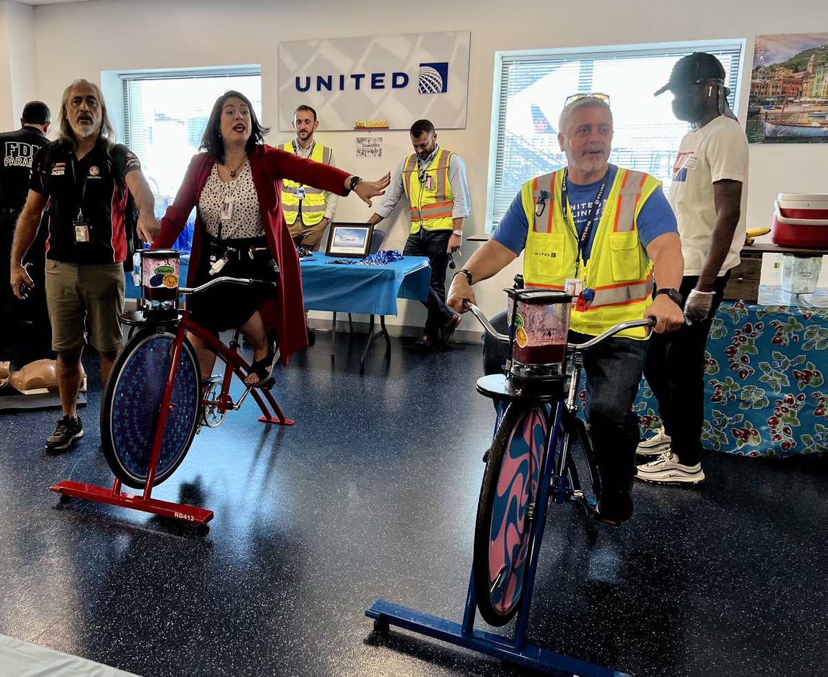 Fantastic 2022 LGA Safety Fair &amp; Burger Burn. Thanks to all that made this event a success ! Safety Leads The Way In LGA! <a href="/MikeHannaUAL/">Mike Hanna</a> <a href="/LouFarinaccio/">Lou Farinaccio</a> <a href="/DJKinzelman/">David</a> <a href="/JeffreyMcNamee/">Jeffrey McNamee</a> <a href="/dongaines11/">don gaines</a> <a href="/RDURodney/">Rodney Russell</a>