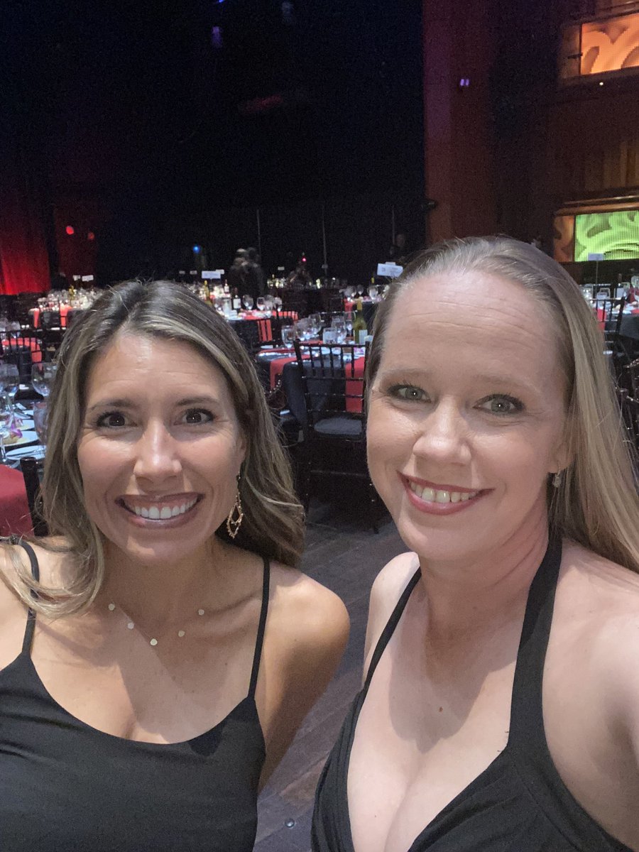 Peanut25's tweet photo. NEF Gala with the birthday girl 🎉 @AOllendieck1 https://t.co/GoO2dkIniI