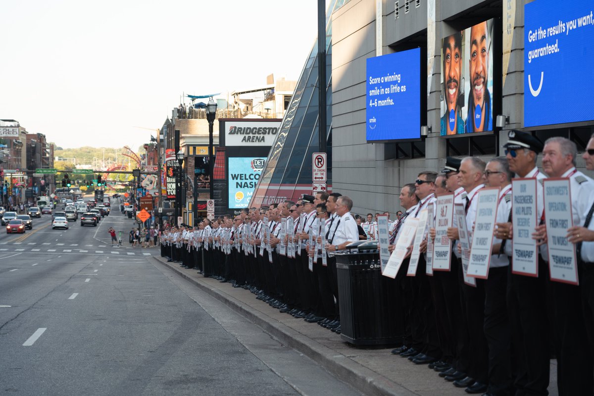 swapapilots's tweet photo. Today, SWAPA Pilots stand together outside the Southwest Airlines Spirit Party representing the thousands of Pilots on the line not feeling the LUV. Without a contract, there is no culture. 
#2YearsTooLong #SS4M https://t.co/a21k9osEnJ