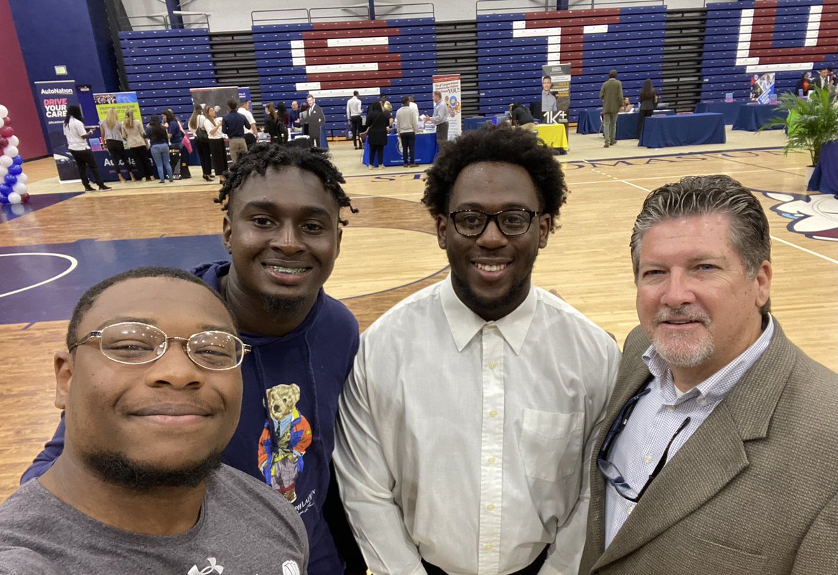Glad to see three of our <a href="/STUSPOAD/">@STUSPOAD</a> majors - Reginald Beauliere, Lionel Turene, and David Kellier - at the <a href="/StThomasUniv/">St. Thomas University</a> Career Fair today. Had Lionel and David in several classes in the past, and have Reginald in two this term. Good students and good young men.