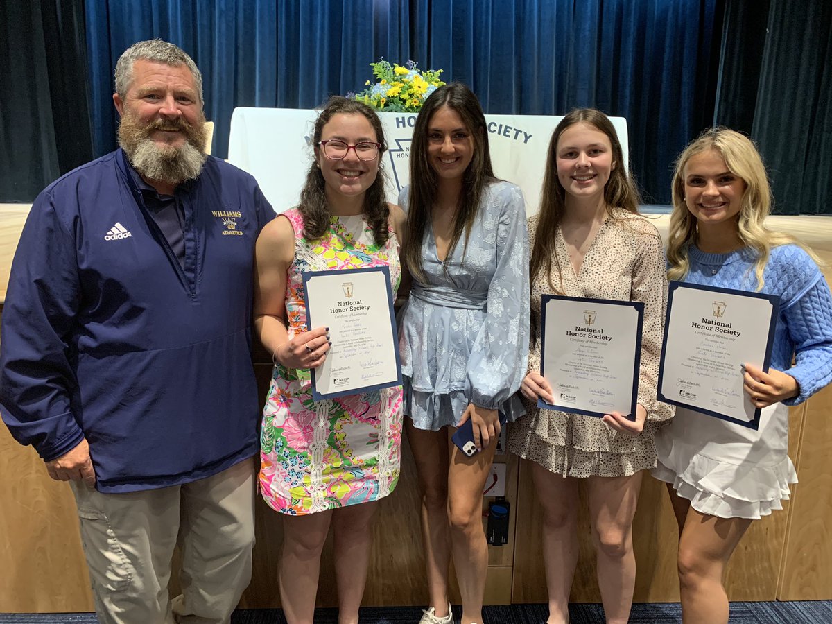 gemcclay's tweet photo. We are so proud of our lacrosse and soccer team members who were inducted into the National Honor Society this evening! Congrats ladies! @awhsglax @AWHSgirlssoccer @goAWathletics https://t.co/IEvPWKEKic