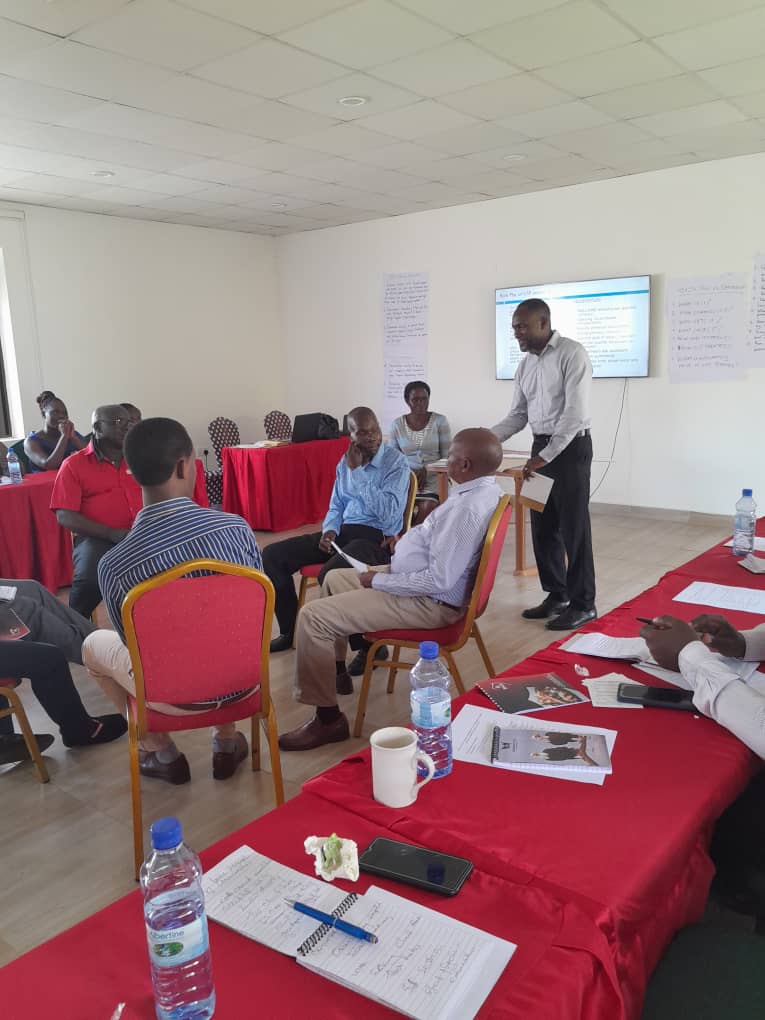 SeekGsp's tweet photo. Day 2 of GSP training of Health workers at Hoima Regional Referral Hospital.
#GSPtraining
#GSPforhealthworkers.
@Makerere
@MinofHealthUG
@WHOUganda
@UNAIDS
@USAIDEastAfrica https://t.co/9LiHGuLzaw
