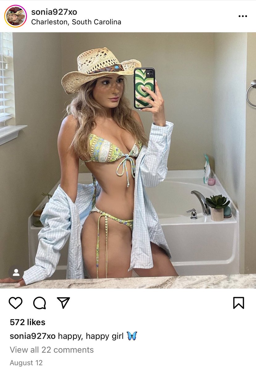 RealitySteve's tweet photo. Another mini screw up by me. Misspelled Sonia’s last name. Here’s the correction: 

Sonia Sharma, 28 (will turn 29 during filming), Long Island, NY. (IG: sonia927xo). Went to Hofstra Law School. Currently a project manager. Has a TikTok (sonia927xo). https://t.co/cQJb0wwmLd