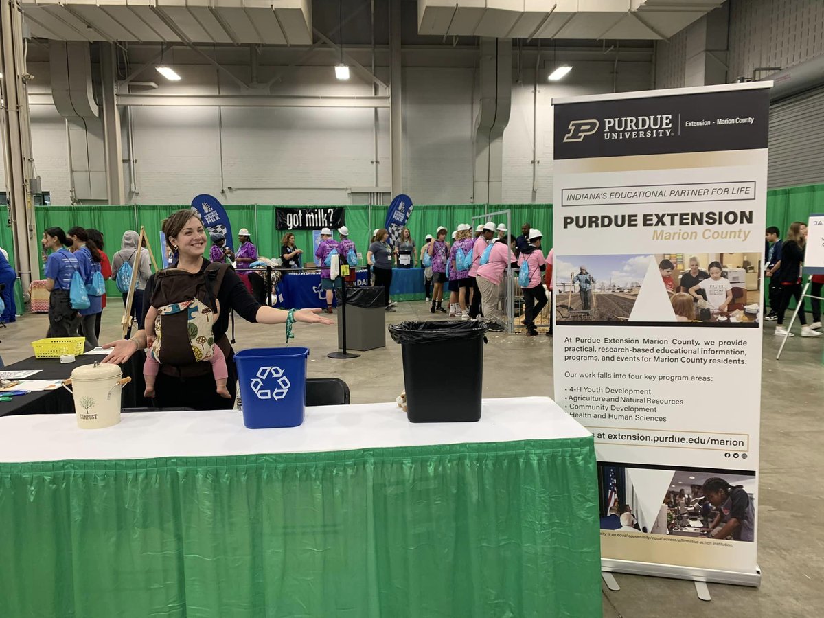Indy4HMarion's tweet photo. The future looks bright ๐ก The Marion County 4-H team has loved interacting with middle and high-school students at JA JobSpark!
#jajobspark https://t.co/TCAcirSEWp
