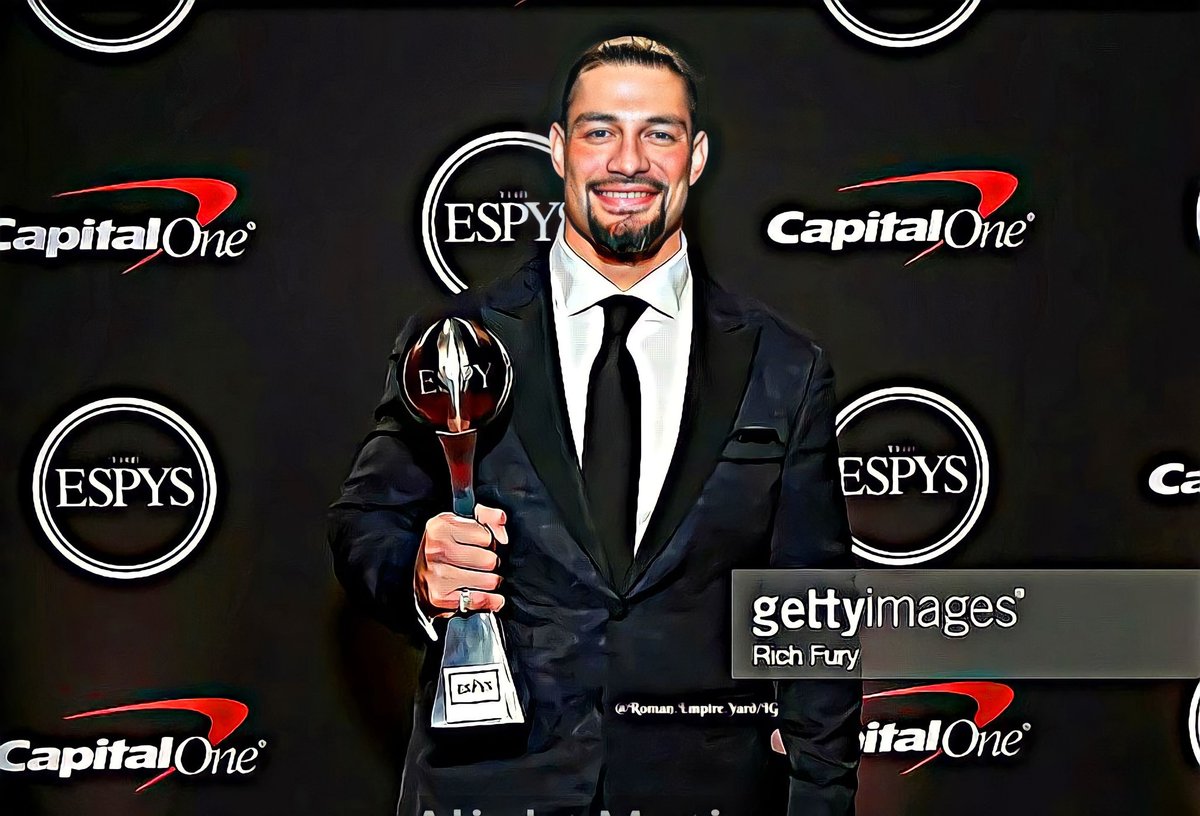 RomanEmpiree's tweet photo. His Smile's So Lovely ❤️ | @WWERomanReigns https://t.co/q8QWkyFnvQ