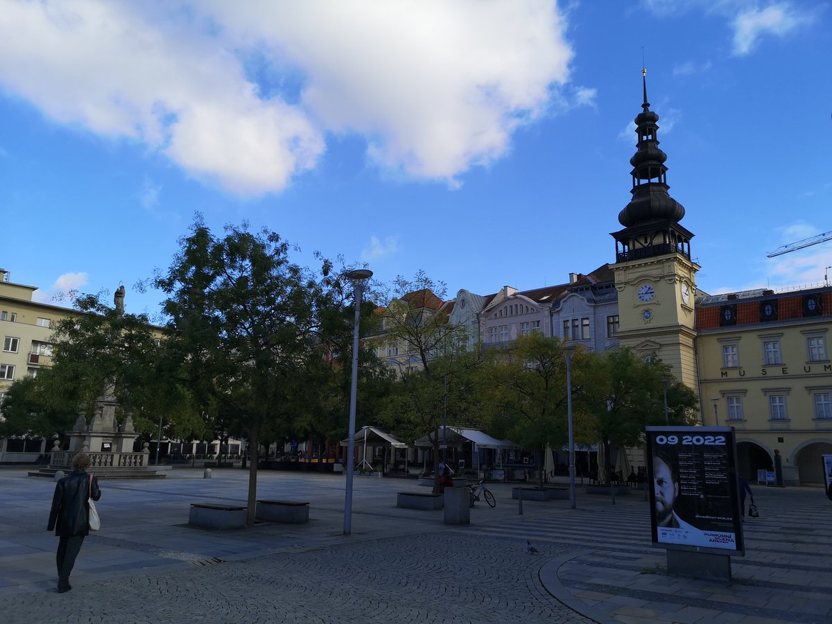 MayerovaMartina's tweet photo. Po několika letech setkání s bývalými kolegyněmi...
Bylo to fajn a tady máte krásnou Ostravu... #BOOSTRAVA https://t.co/LnbTSUwqQo