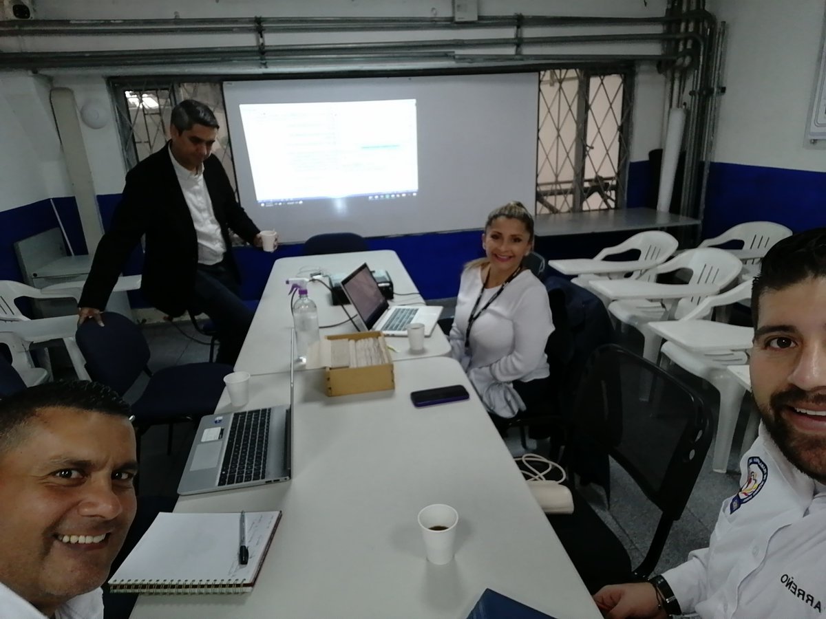 UArauca's tweet photo. Se da inicio a la continuación de la negociación convención colectiva con la  empresa sevicol. @Sevicol_Ltda @UNSITRASEGNAL @UNPColombia. https://t.co/G2ODwmAnJb