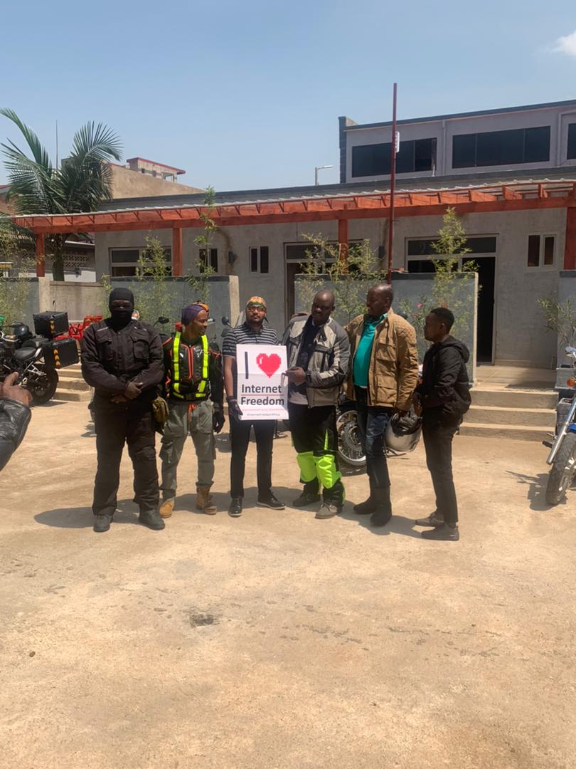 cipesaug's tweet photo. 🏍️Road to #FIFAfrica22 🏍️

Biker @goleandrew arrives in 🇹🇿 on his journey across six countris as he heads to #FIFAfrica22. 
The journey is also an opportunity for him to raise awarenss on #digitalsecurity.   #InternetFreedomAfrica 

🇺🇬🏍️🇷🇼🏍️🇹🇿🏍️🇲🇼🏍️🇿🇲🏍️🇹🇿🏍️🇺🇬 https://t.co/1E6Rs13tan