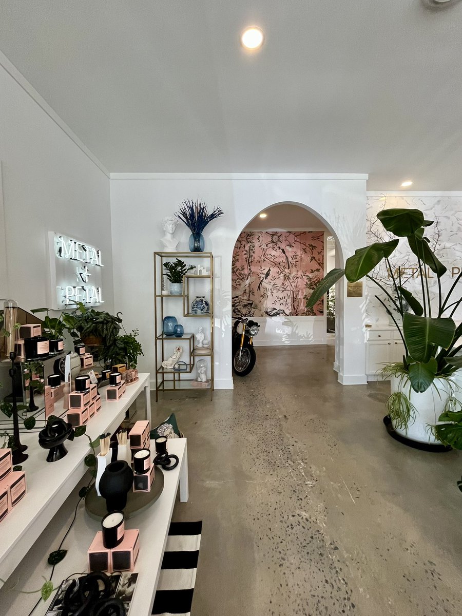 Sarah_Donehoo's tweet photo. Inside @MetalandPetal’s design studio you can find artisan stationary, candles, #velvet upholstery and Ranger, who likes to relax on top the #traditional carpets. The storefront’s lush, maximalist atmosphere is similar to @Anthropologie. https://t.co/NDd2p6U5EP