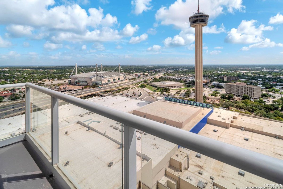 rowdyrealtor210's tweet photo. $405k
The Alteza residences at Grand Hyatt @ San Antonio Riverwalk has 24 hr concierge service, riverwalk access, and resident only pool is being constructed, just to name a few.
https://t.co/Cz9La6C4zA
#GrellRealtyGroup #UTSA #Downtown #SanAntonio https://t.co/LZIPxxLG75