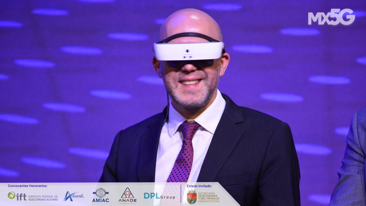 #MX5G | <a href="/daniriosv/">Daniel Rios Villa</a>, Vicepresidente Asistente de Asuntos Externos en <a href="/daniriosv/">Daniel Rios Villa</a>, expone que “#5G nace con la necesidad de fortalecer la economía y mejorar las condiciones de vida de la sociedad, eso la hace diferente".