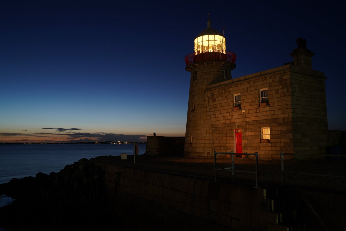 blearytheory's tweet photo. Lighthouse beacon just illuminated at dusk
#lighthouse #sea #ocean #harbor #sky #water #evening #dusk #port #tower #building #light #navigation #beacon https://t.co/sTJj0m7UBJ