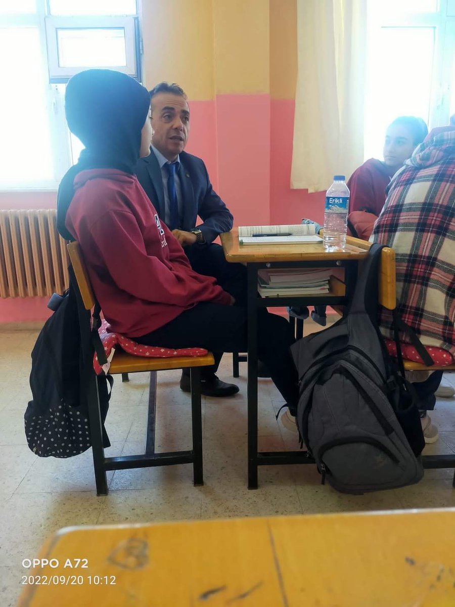 İlçe Milli Eğitim Müdürümüz İbrahim Badak ilçemiz Ç.P.A.L. ziyaret ederek öğretmenlerimizle toplantı yaptı. 2022 YKS sınavında gösterilen başarıdan dolayı teşekkür etti. 
Sınıfları ziyaret eden Badak öğretmen ve öğrencilerimizle yakinen ilgilendi.