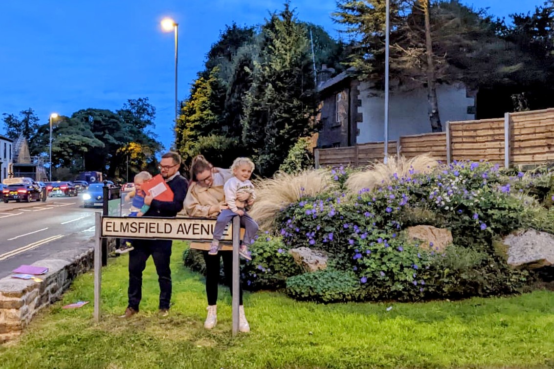 CllrMeredith's tweet photo. So we tried to take a photo 😂 

Tonight, we completed a listening session on Elmsfield Avenue, Norden. Road safety is the main concern. Residents feel that the Tories, take their vote for granted. Any concerns contact the local Labour Team - https://t.co/Xi9Pvh0xhI https://t.co/ePAXHQZkGr